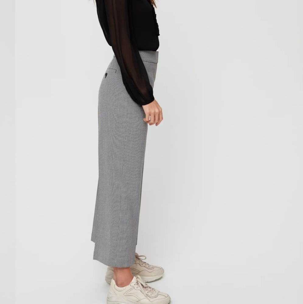 Aritzia (in tan) Little Moon Malva Pant size 8 beige cropped ankle wide leg pant - Picture 4 of 11
